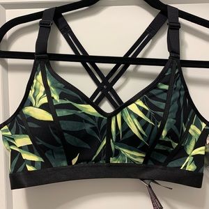Victoria’s Secret high impact sports bra 34C